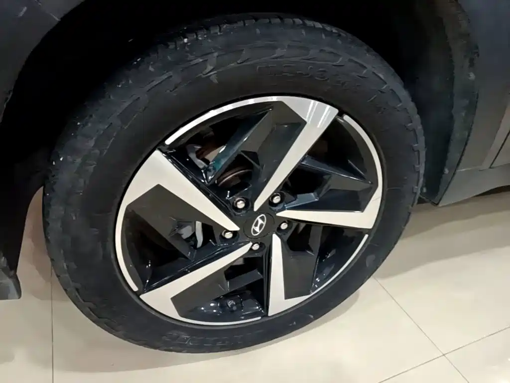 Hyundai ix35 — фото 23