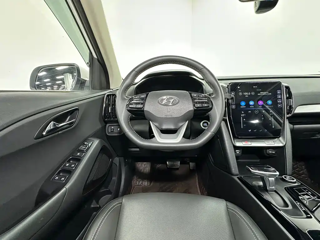 Hyundai ix35 — фото 19