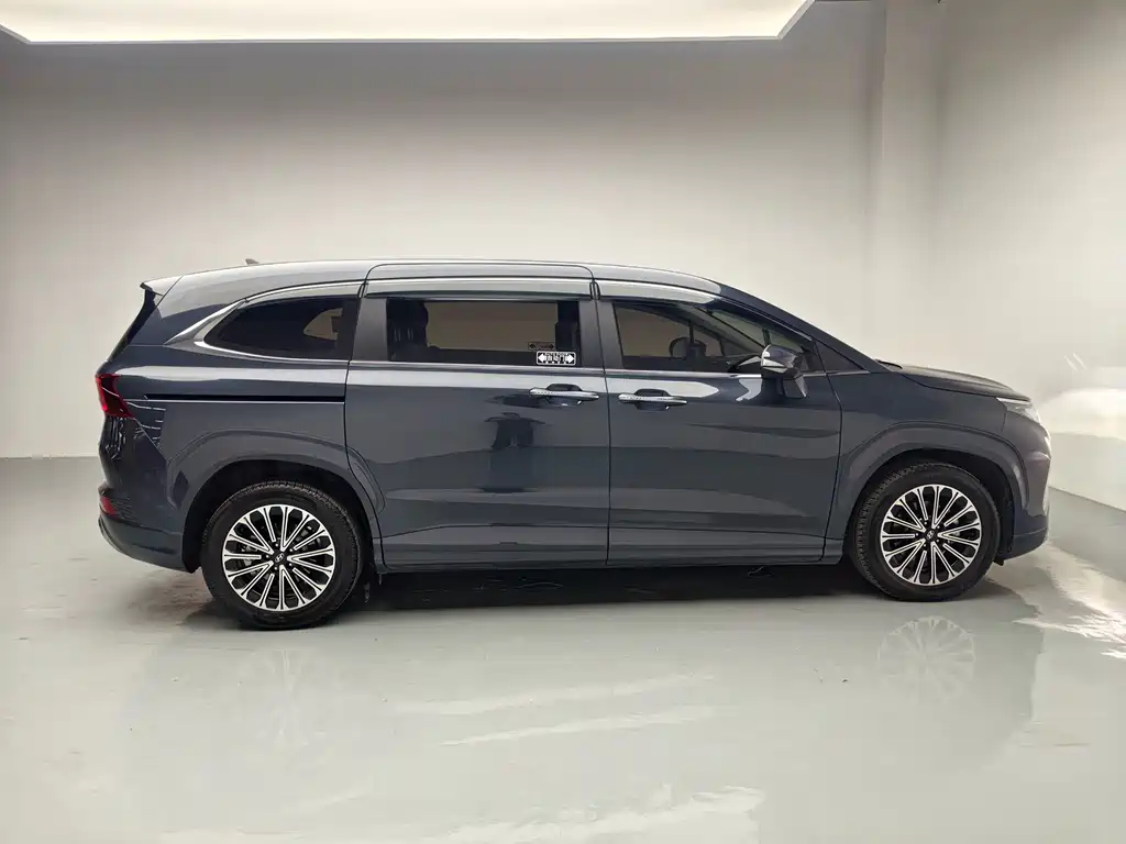Hyundai Custo — фото 9