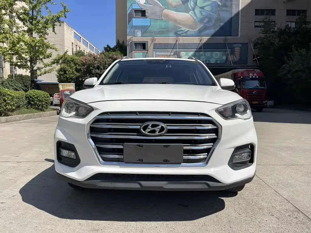Hyundai ix35 — фото 2