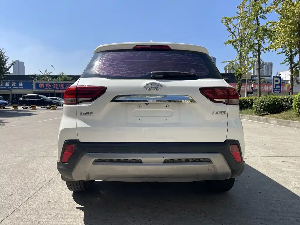 Hyundai ix35 — фото 14