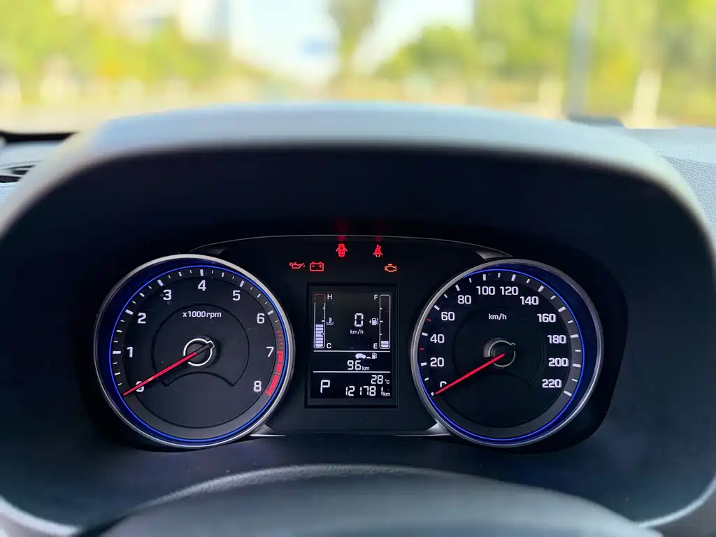Hyundai ix25 — фото 19