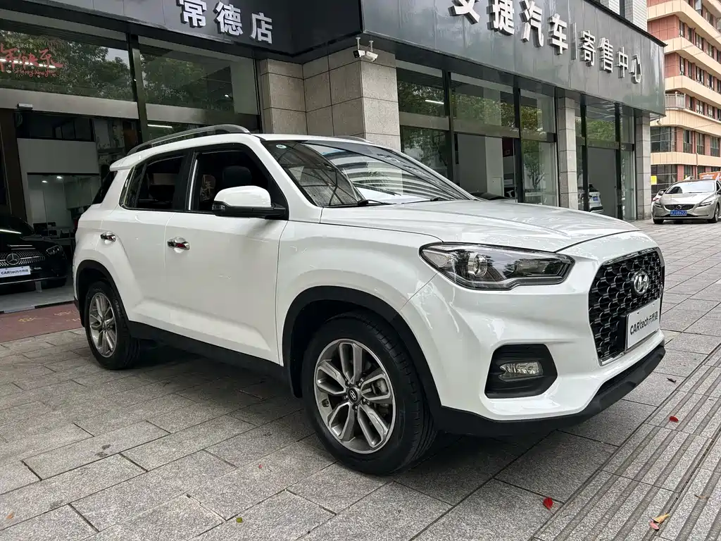 Hyundai ix35 — фото 2