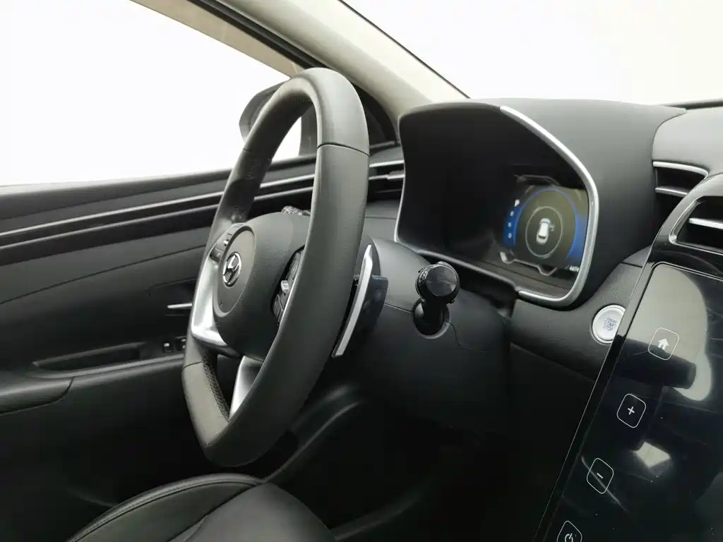 Hyundai Tucson — фото 22