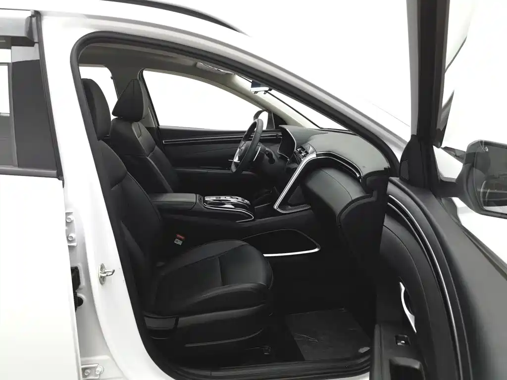 Hyundai Tucson — фото 23