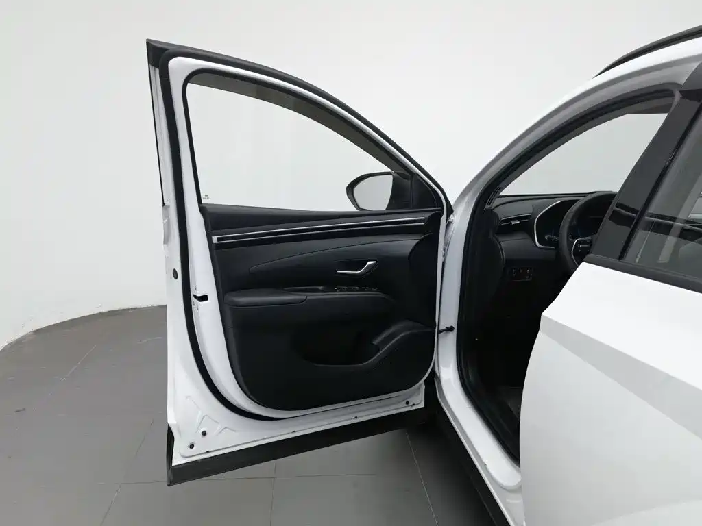 Hyundai Tucson — фото 8