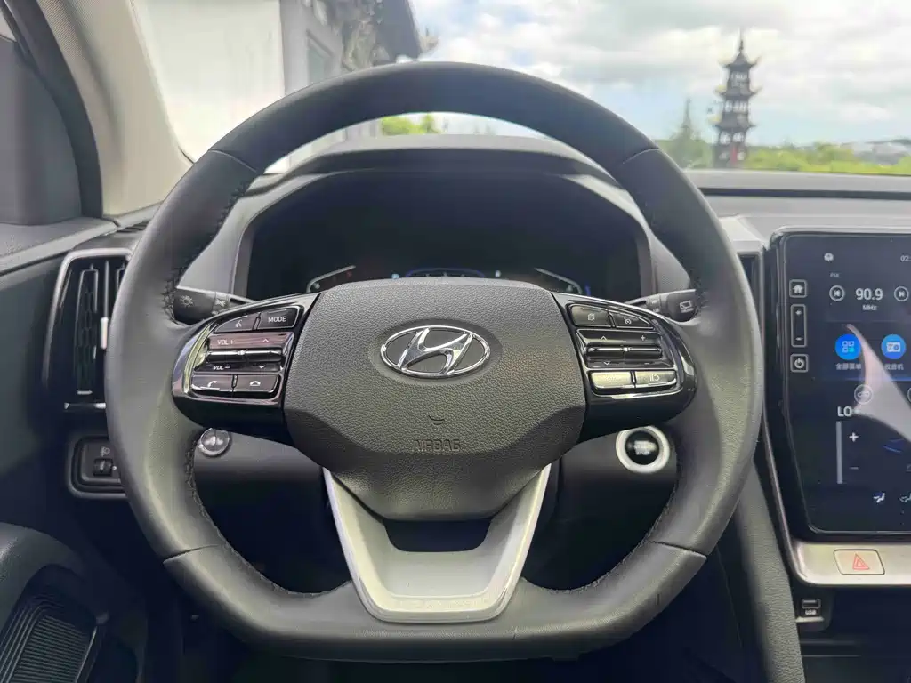 Hyundai ix35 — фото 15