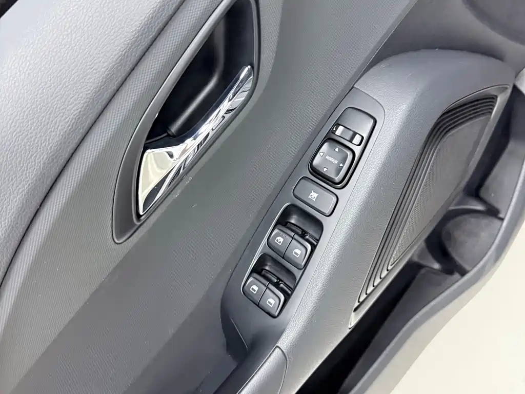 Hyundai ix35 — фото 18