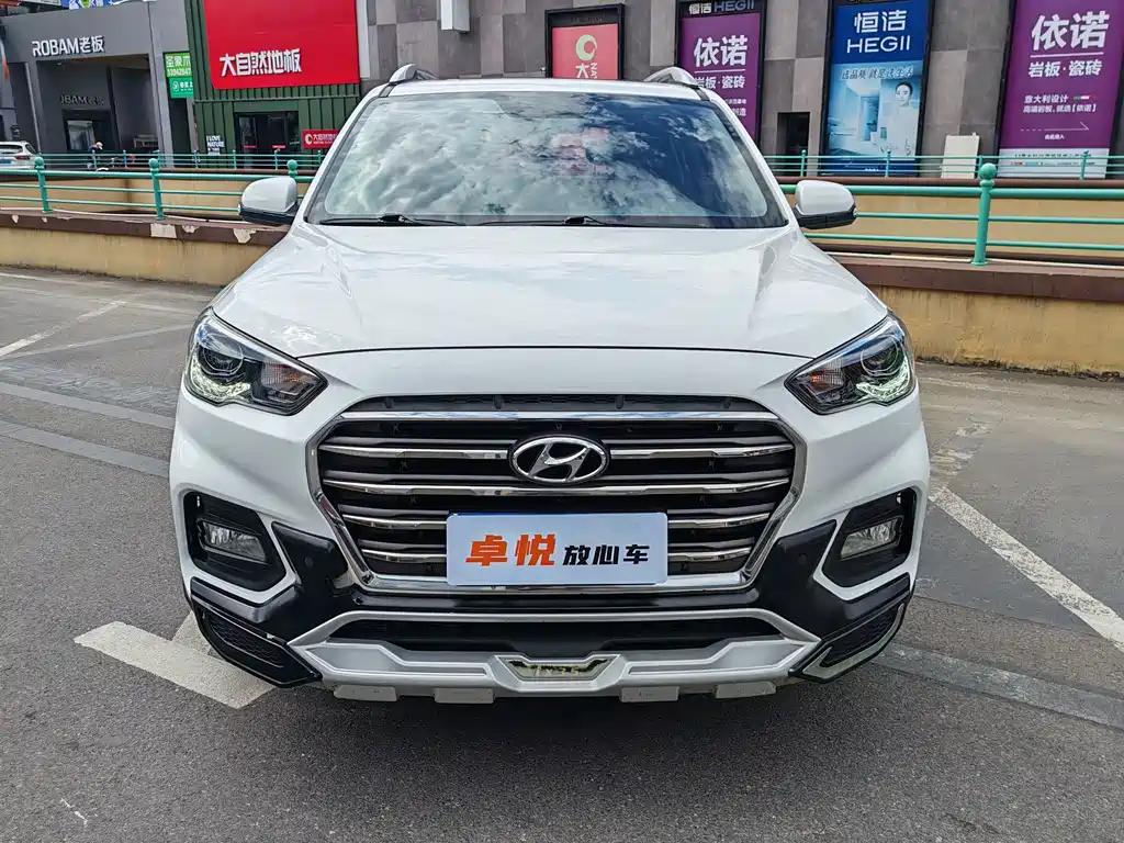 Hyundai ix35 — фото 2