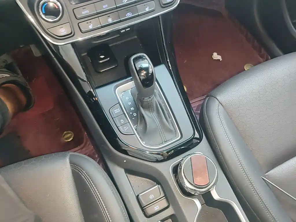 Hyundai ix35 — фото 14