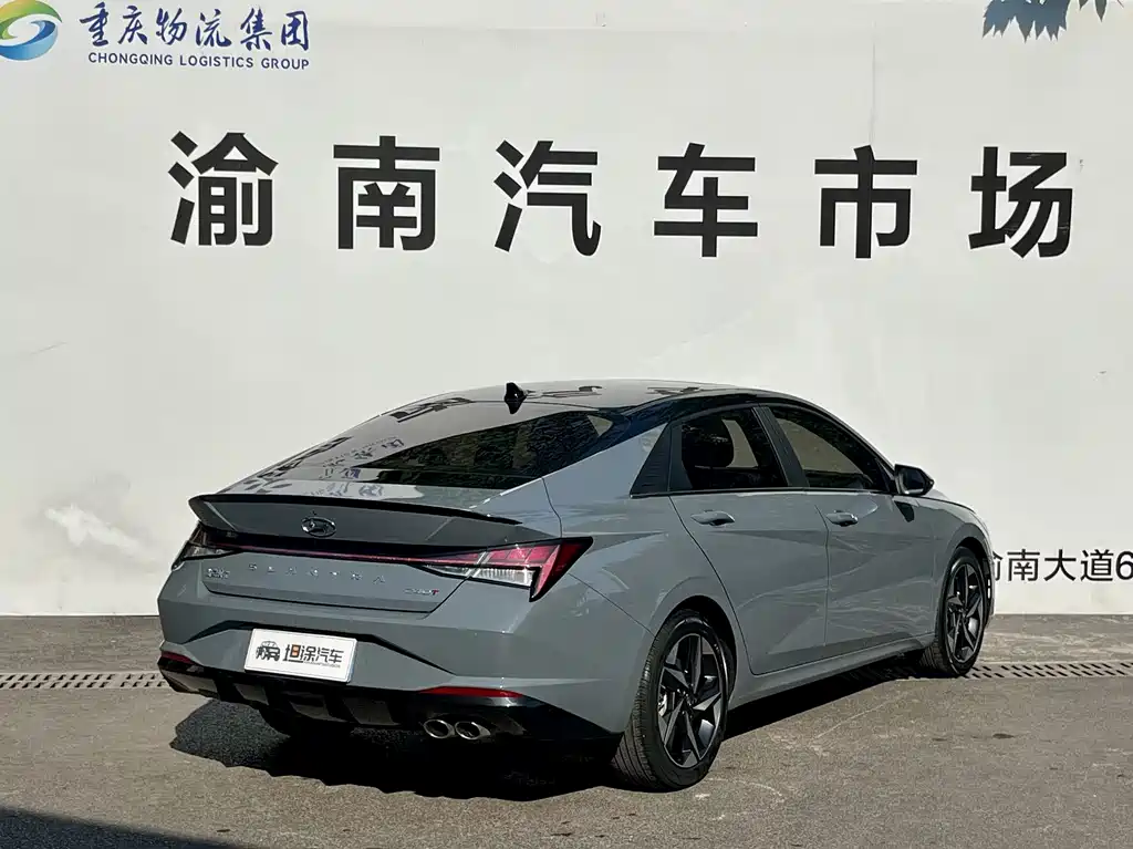 Hyundai Elantra — фото 24