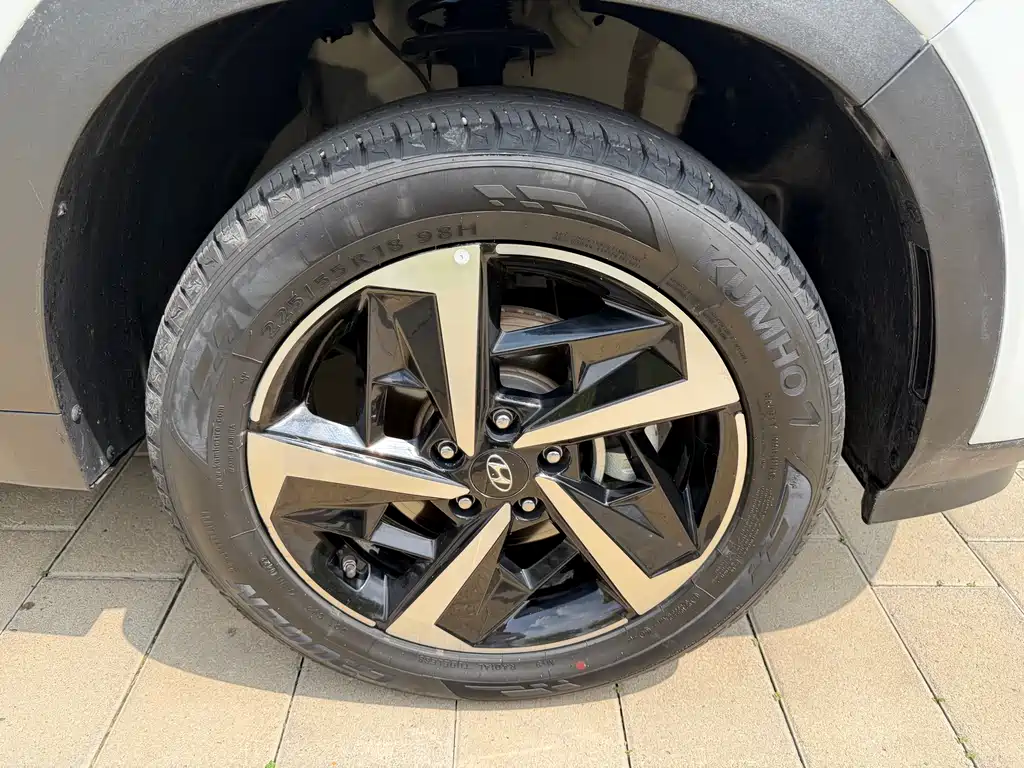 Hyundai ix35 — фото 19