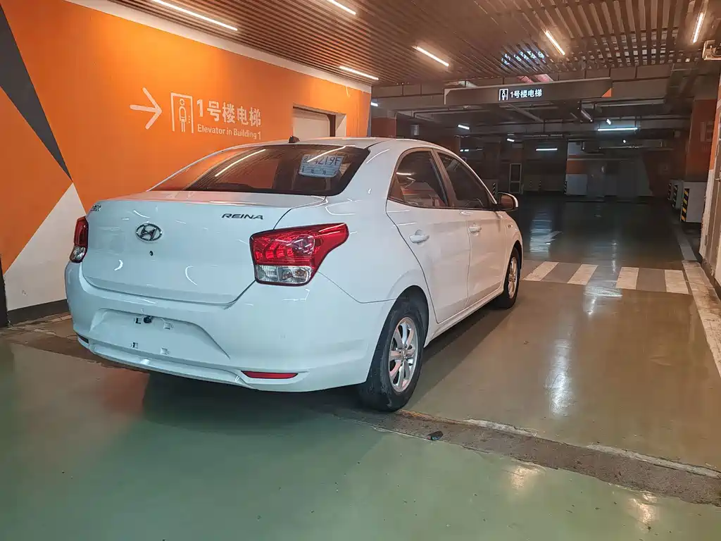 Hyundai Verna — фото 10