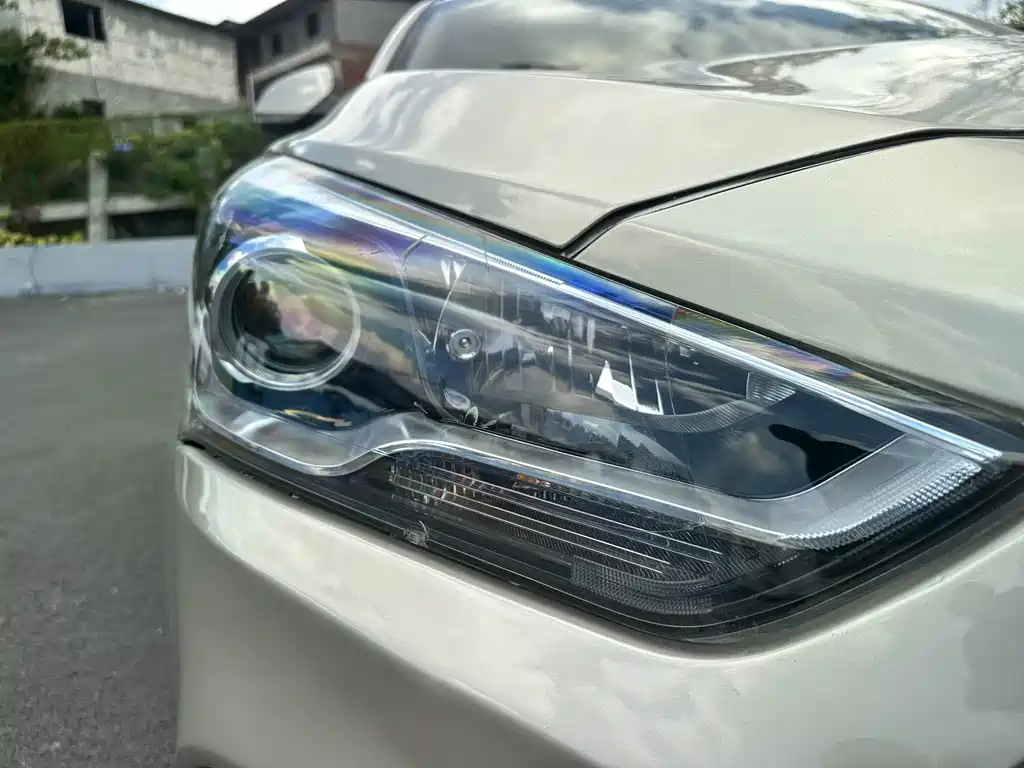 Hyundai Mistra — фото 10