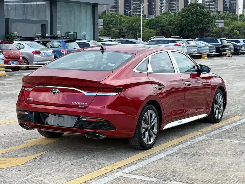 Hyundai Fista — фото 11