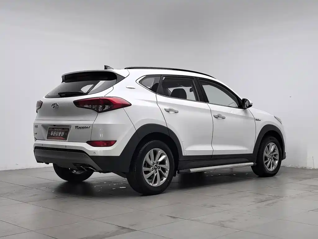 Hyundai Tucson — фото 2