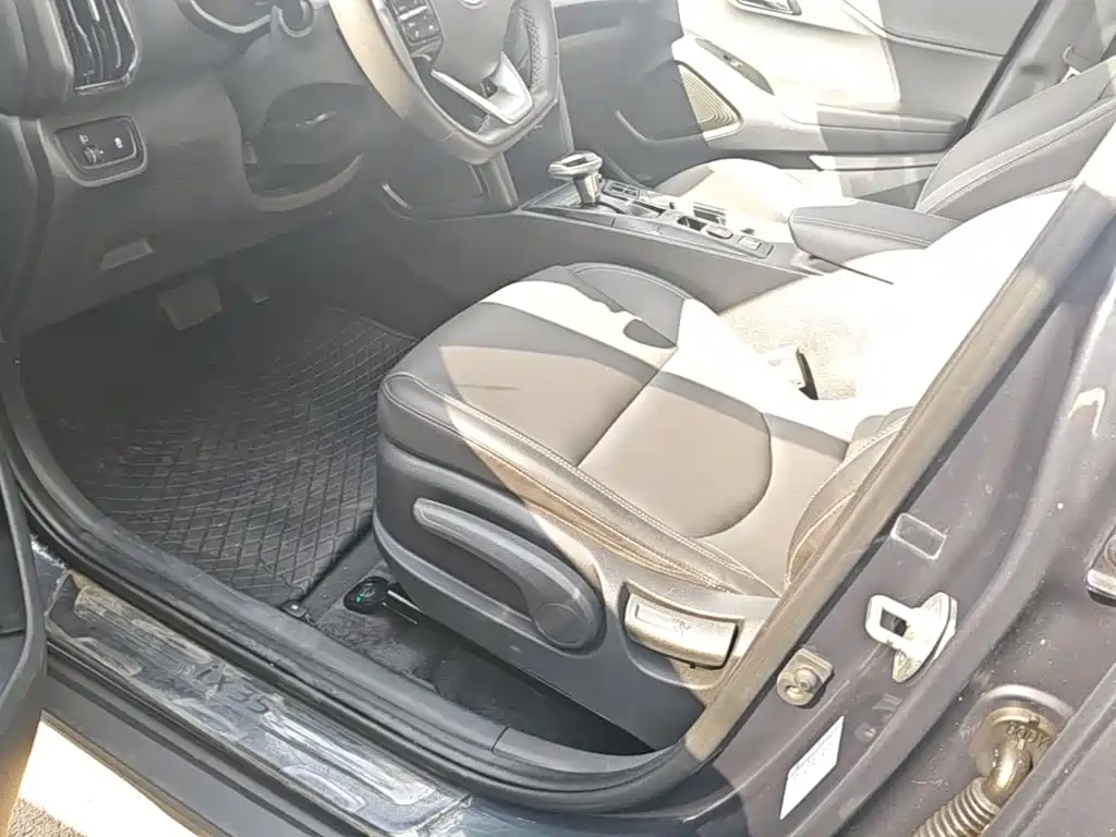 Hyundai ix35 — фото 15
