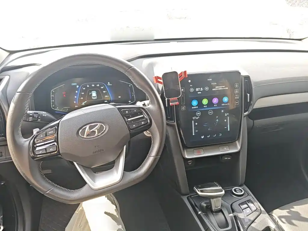 Hyundai ix35 — фото 10