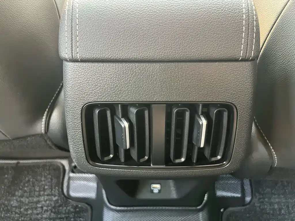 Hyundai ix35 — фото 24