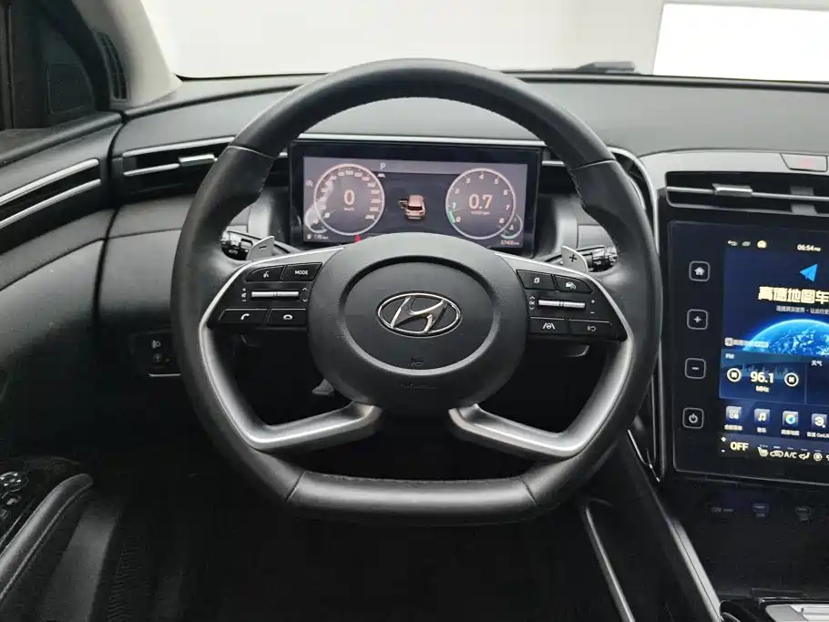 Hyundai Tucson — фото 15