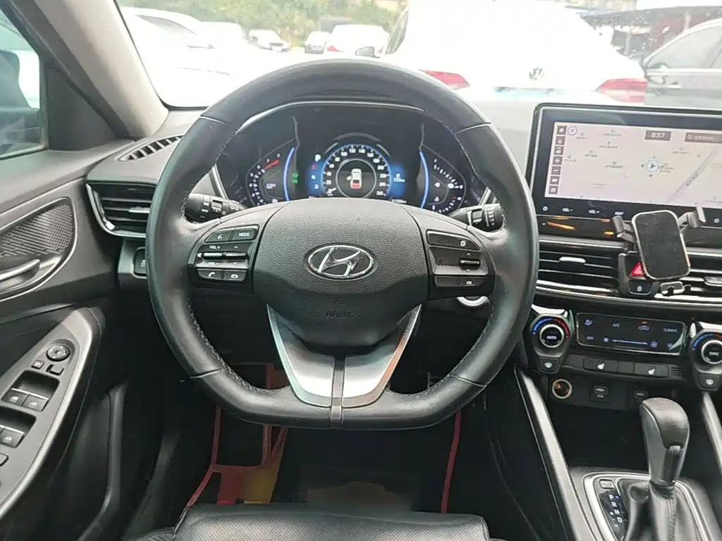 Hyundai Fista — фото 11