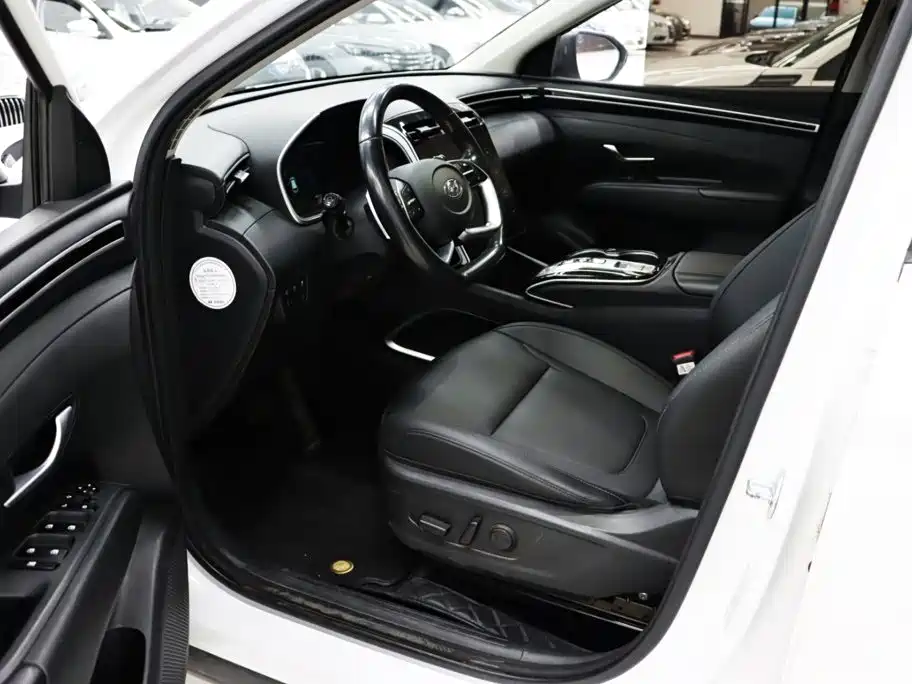 Hyundai Tucson — фото 7