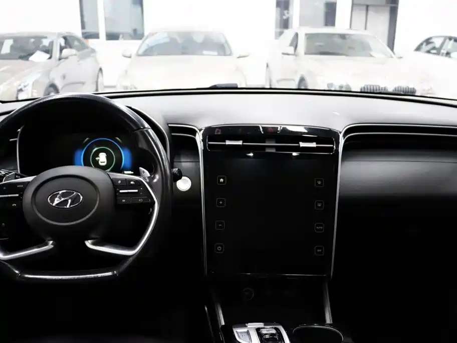 Hyundai Tucson — фото 9
