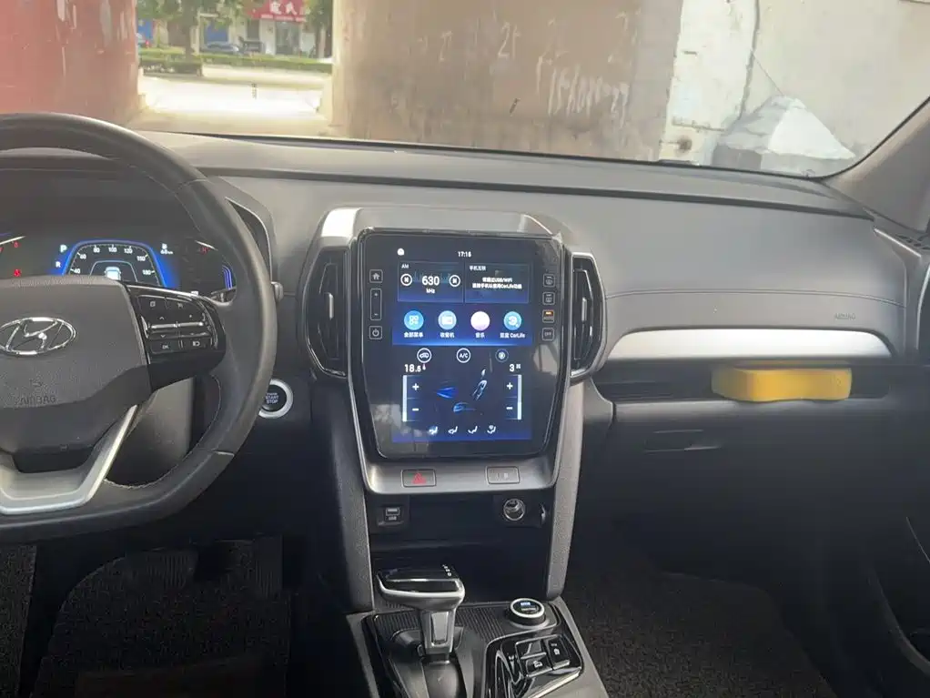 Hyundai ix35 — фото 19