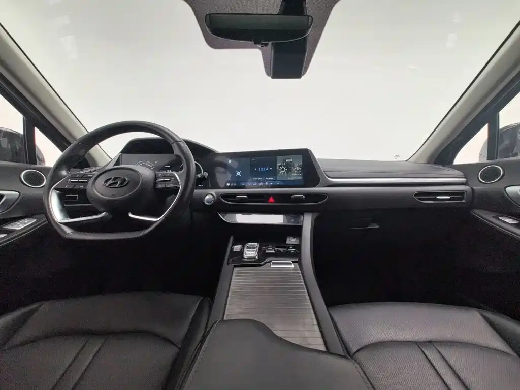 Hyundai Sonata — фото 5