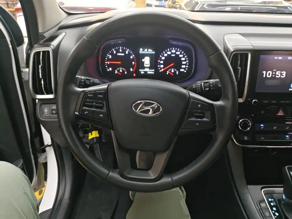 Hyundai ix35 — фото 11