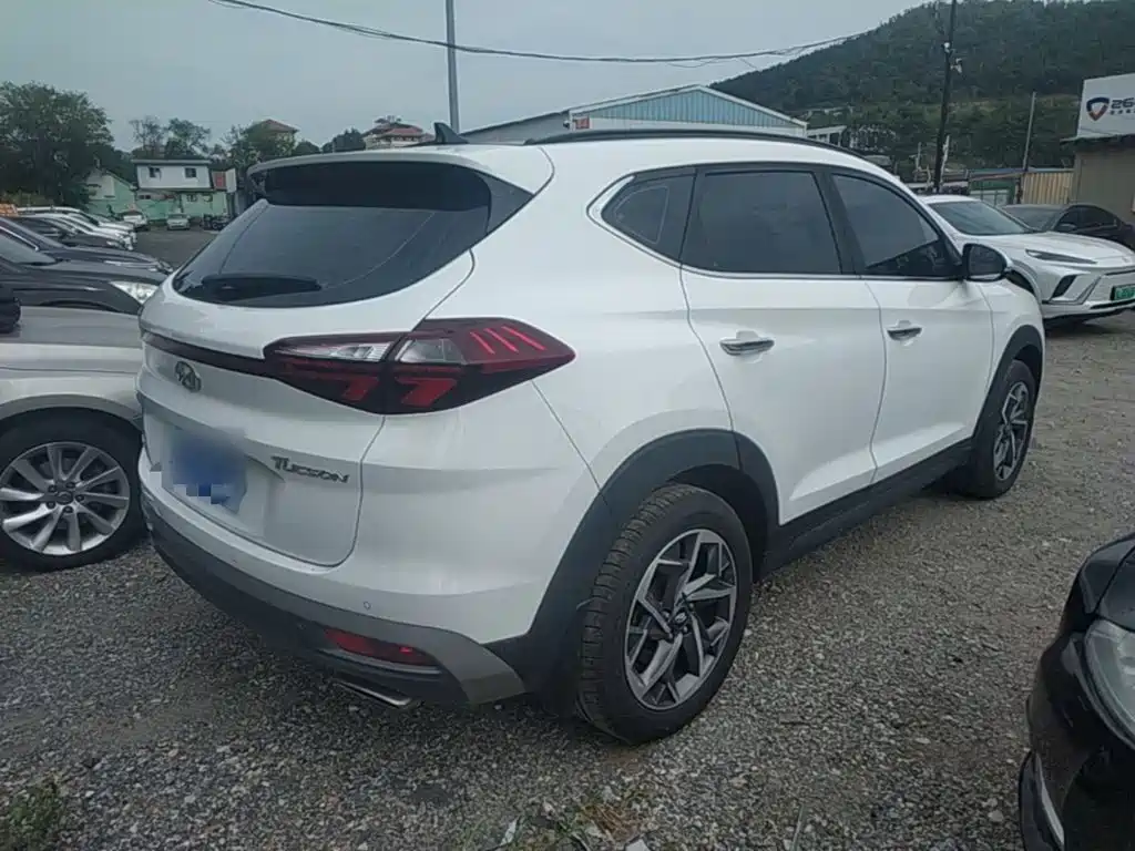 Hyundai Tucson — фото 7