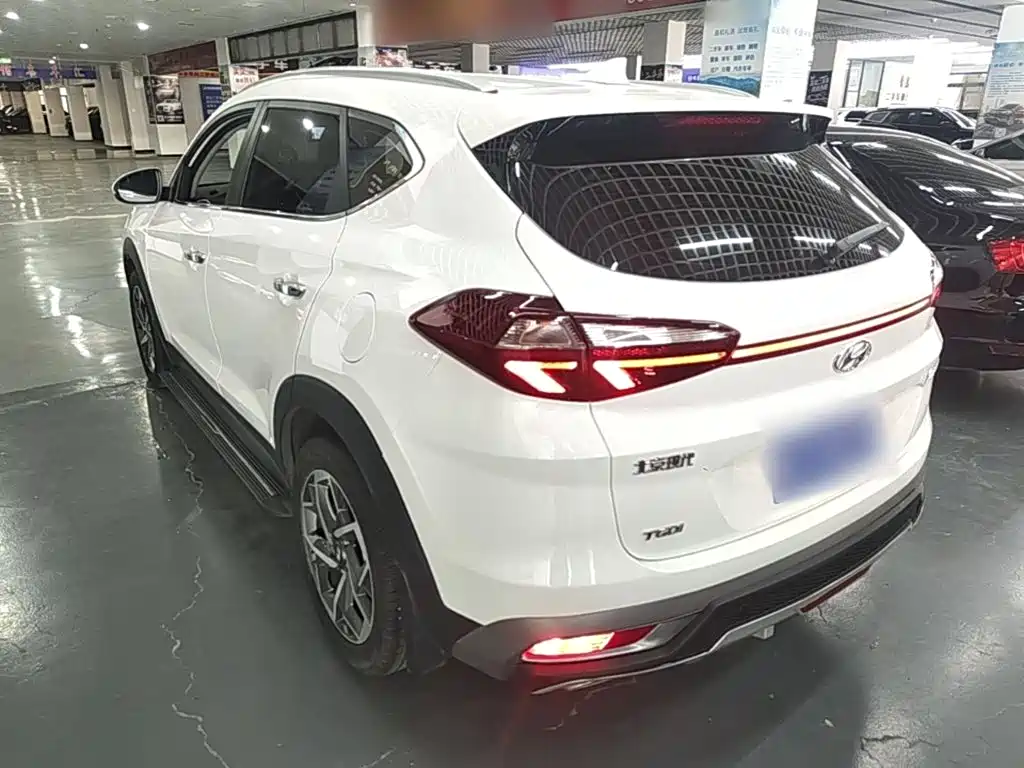 Hyundai Tucson — фото 5