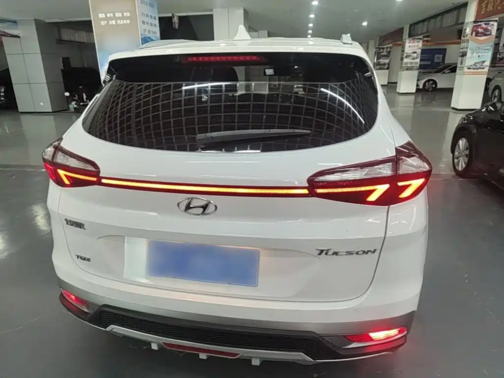 Hyundai Tucson — фото 6