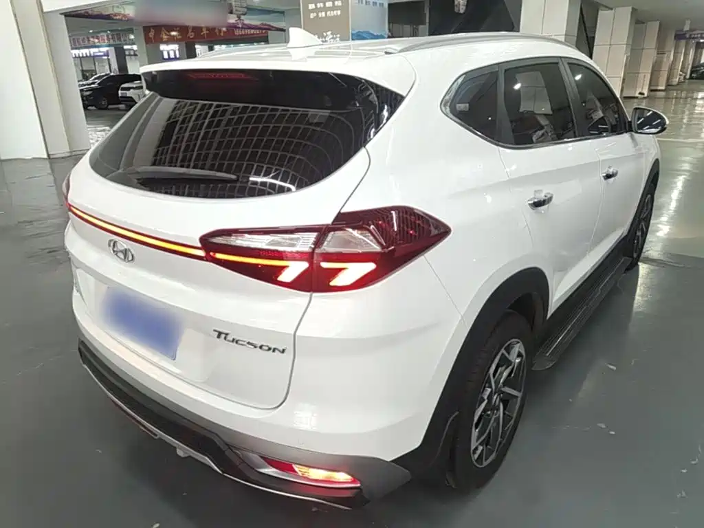 Hyundai Tucson — фото 7