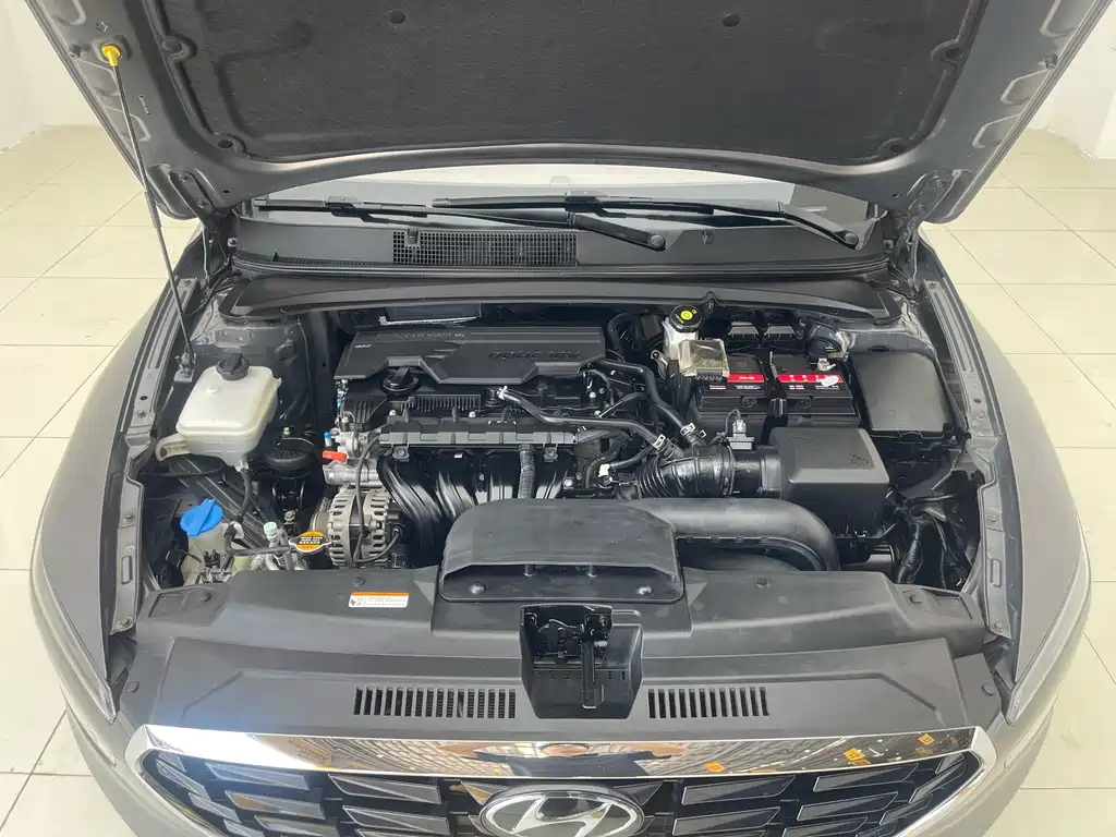 Hyundai Mistra — фото 19