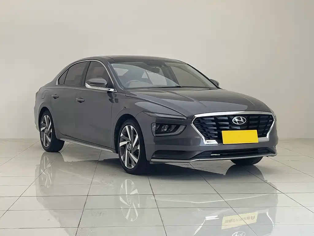 Hyundai Mistra — фото 3