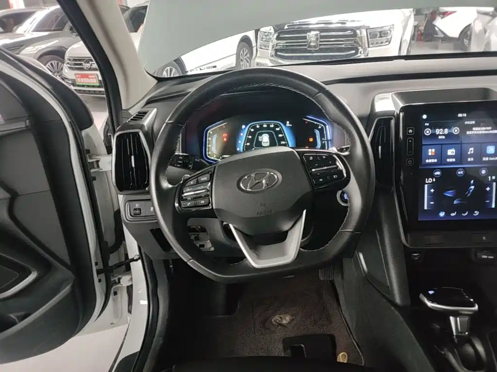 Hyundai ix35 — фото 11