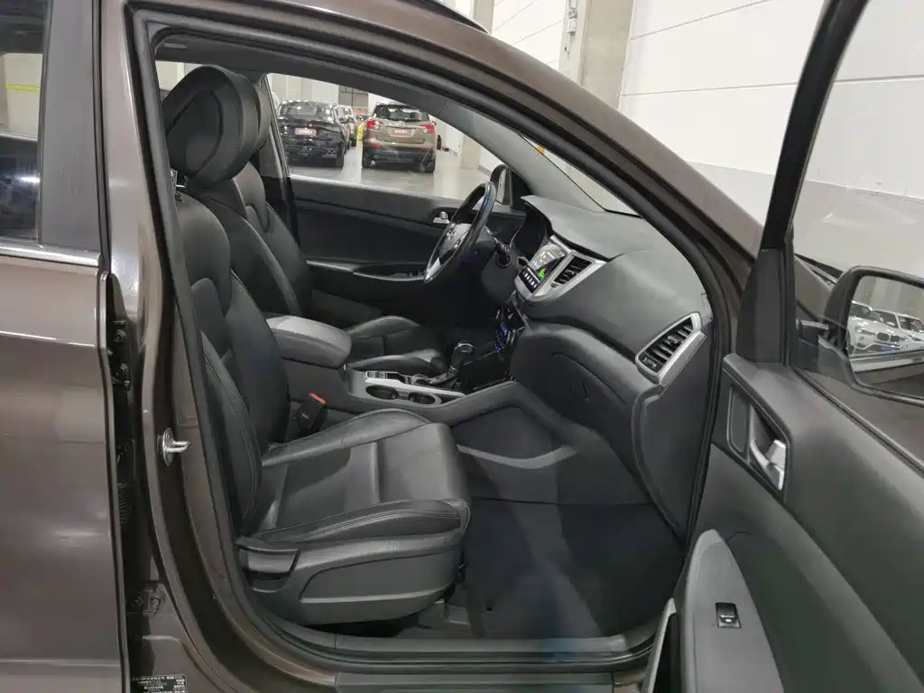 Hyundai Tucson — фото 23