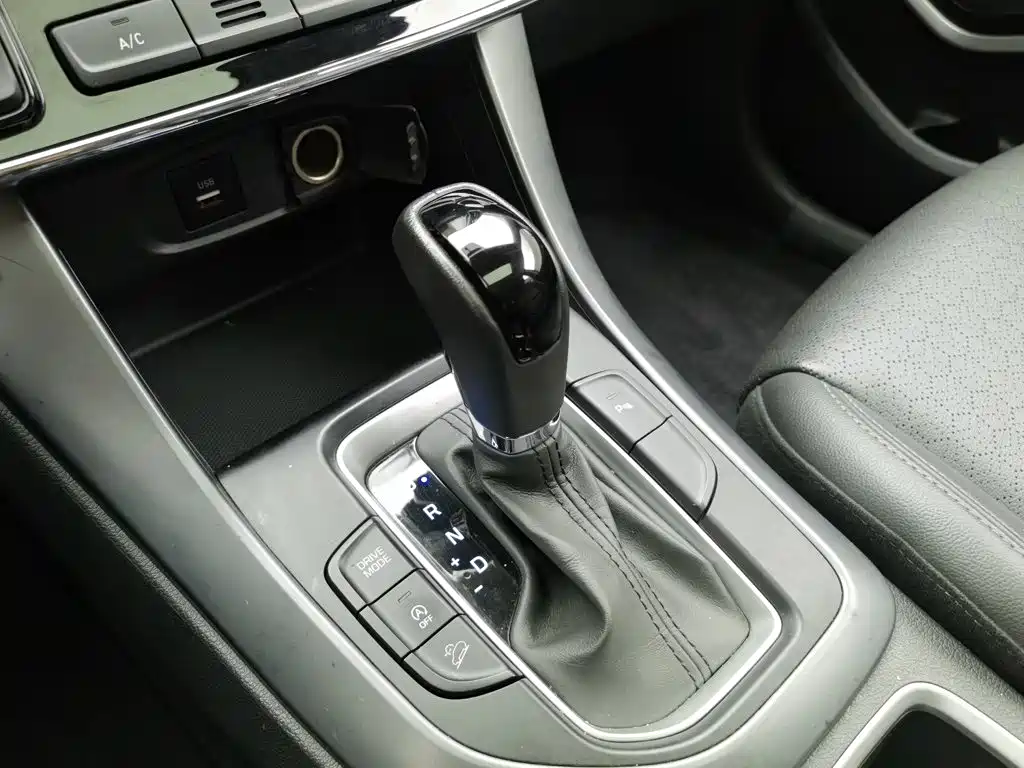 Hyundai ix35 — фото 13