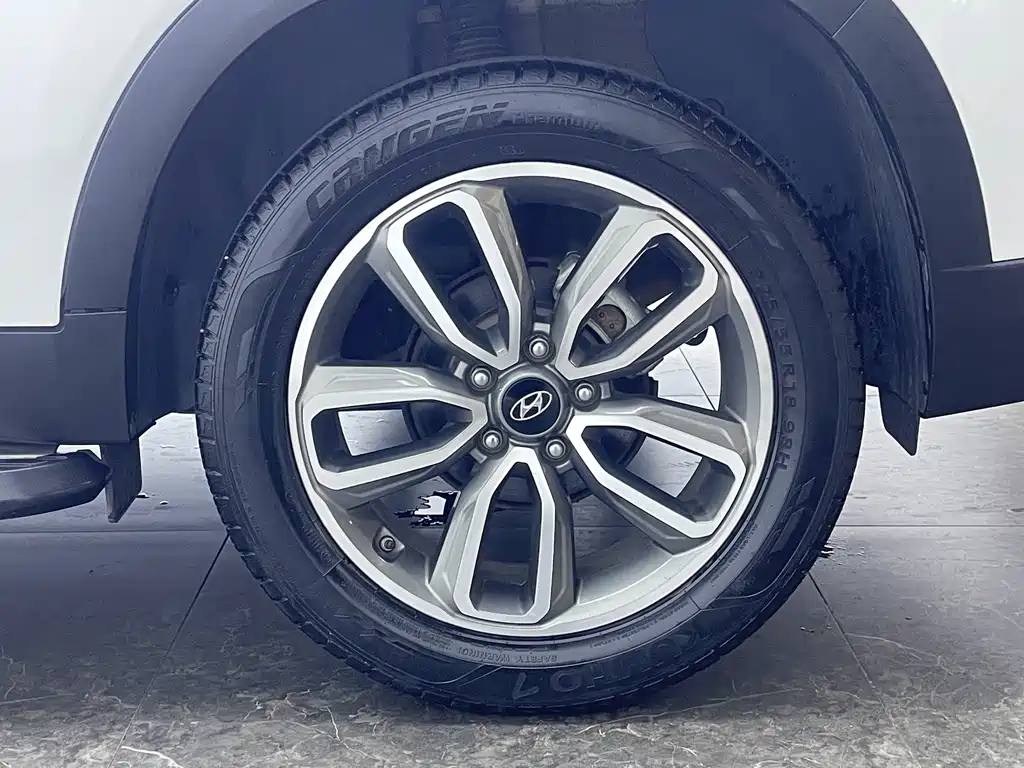 Hyundai ix35 — фото 8