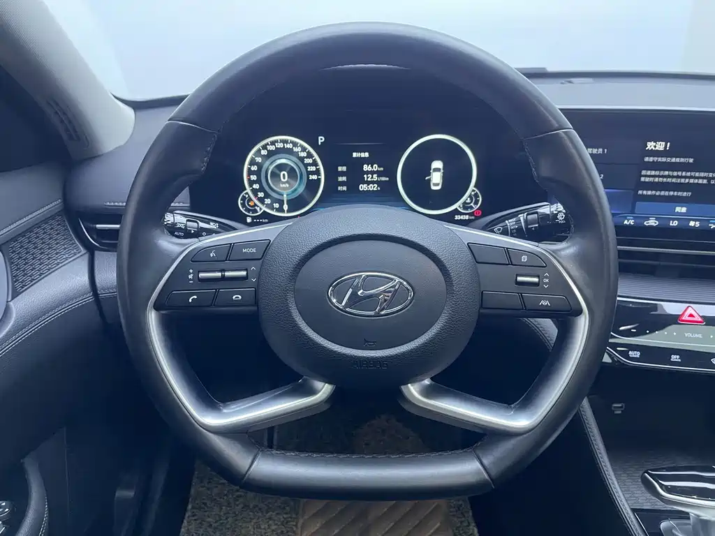 Hyundai Mistra — фото 17