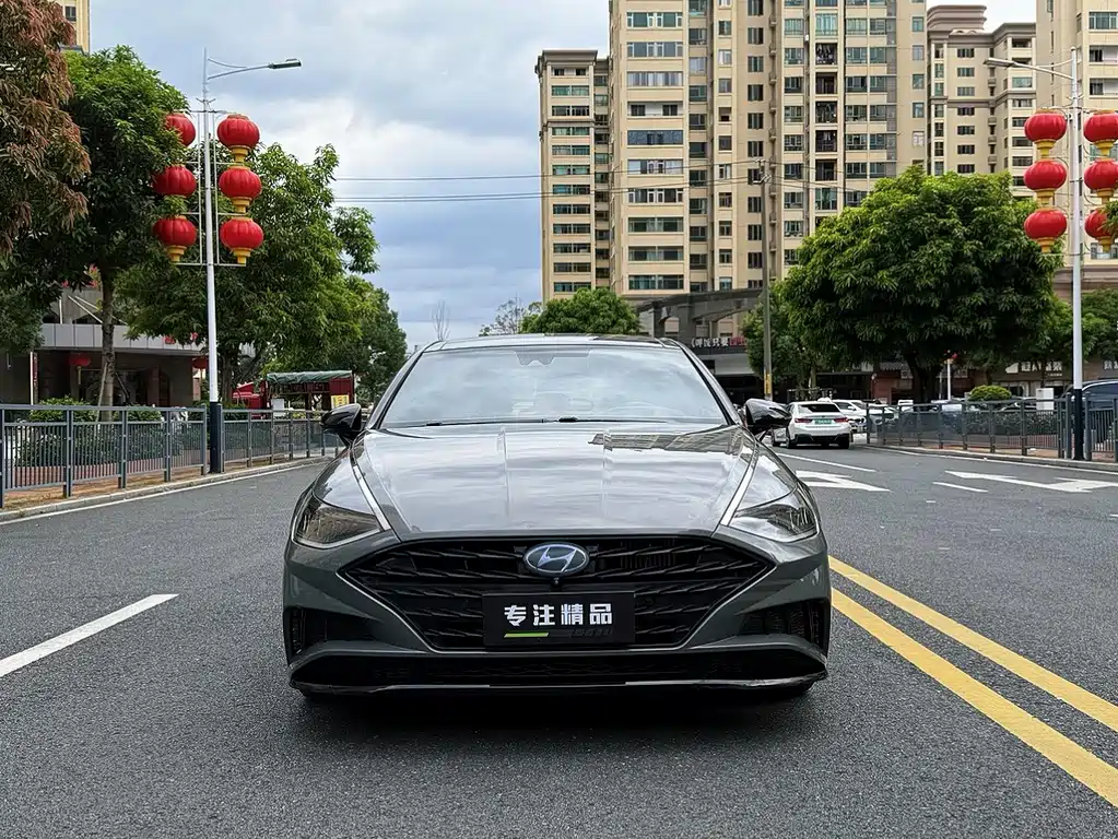Hyundai Sonata — фото 2