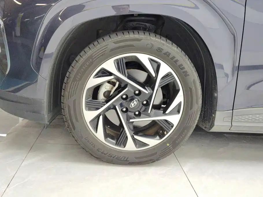 Hyundai Custo — фото 6