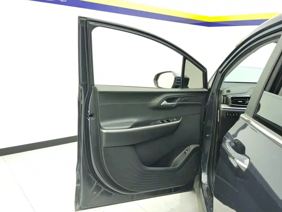 Hyundai Custo — фото 7