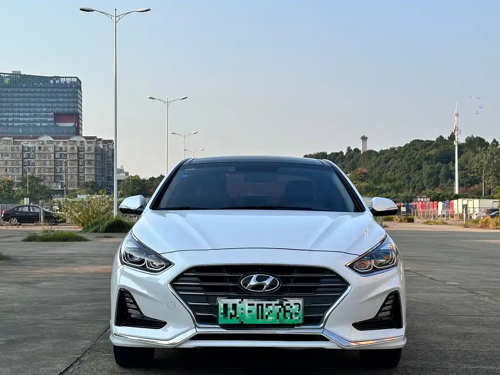 Hyundai Sonata PHEV — фото 2
