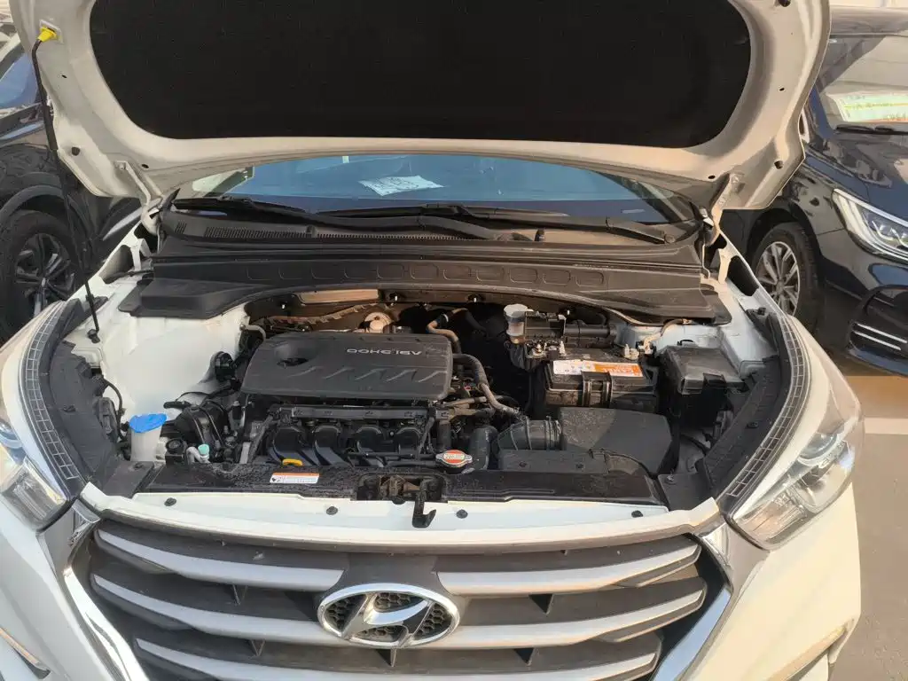 Hyundai ix25 — фото 10