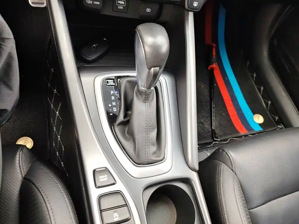 Hyundai Fista — фото 14