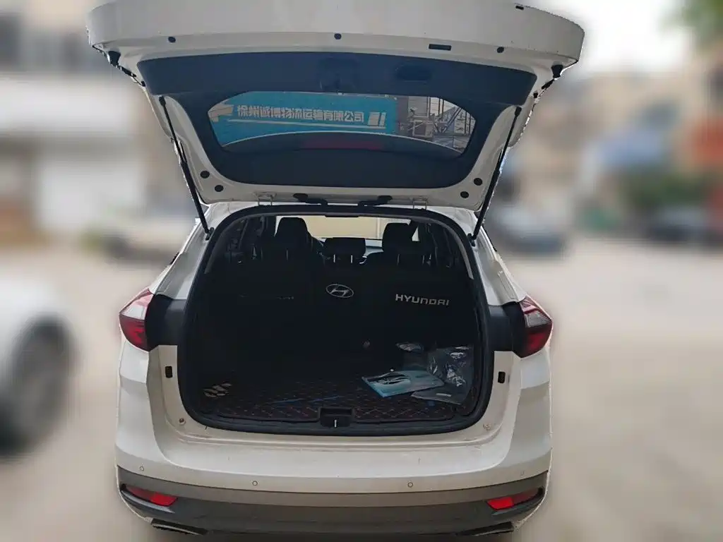 Hyundai Tucson — фото 20