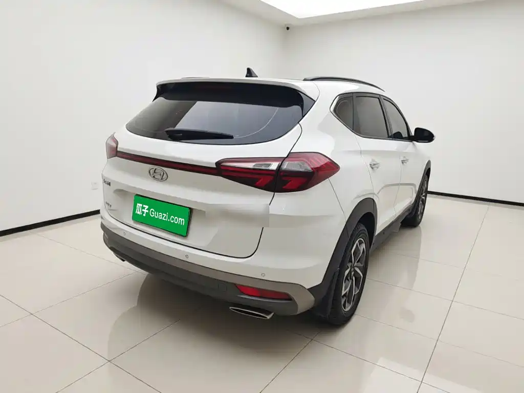 Hyundai Tucson — фото 6