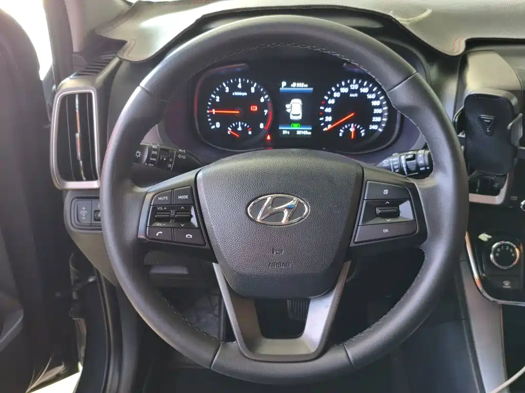 Hyundai ix35 — фото 11
